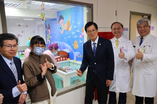 退輔會主委視導北榮桃分院 慰問榮民傷兵