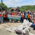 林口長庚號召員工到桃園海岸淨灘 強化海洋保育與減塑觀念