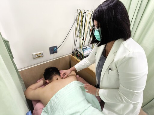 換季鼻子就過敏!恩主公醫靠這招助她改善生活品質