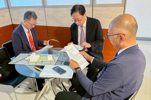 張善政向中央爭取自建自營桃園市立醫院 滿足地方醫療需求
