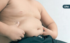 全台兒童每3人就1人過胖，竟都是爸媽害的？醫警告7成長大後繼續胖