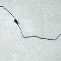地震後牆壁出現裂縫，還能住嗎？驗屋專家教你從「1特徵」簡易分辨