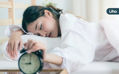 半夜睡不著覺，把心情哼成歌？睡眠專家教你16招「身心放鬆法」