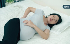 懷孕腰痛、肚子痛怎麼辦？常見3大孕期疼痛：這種「抱肚」能緩解