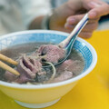 喝湯不吃肉也能吃到足夠蛋白質？肌少症「飲食迷思」恐半數銀髮族中標