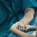 家屬全都到了，病人才可以死？ICU名醫陳志金：反而讓患者陷入折磨