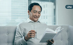 老了就擔心自己會生病?醫教你「1招」安頓身心:時常觀察身體狀況