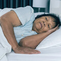9旬嬤健忘喊錯孫名⋯竟是睡眠呼吸中止症！醫警告：睡不好非單純老化