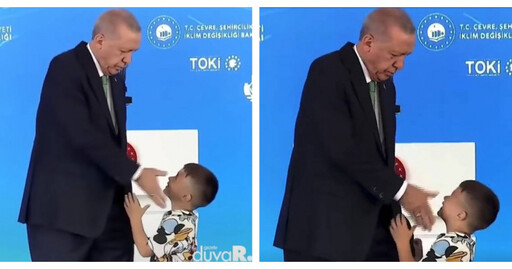 男童上台行禮忘獻吻！土耳其總統當眾「一記耳光」 官員當場嚇壞：不是第一次