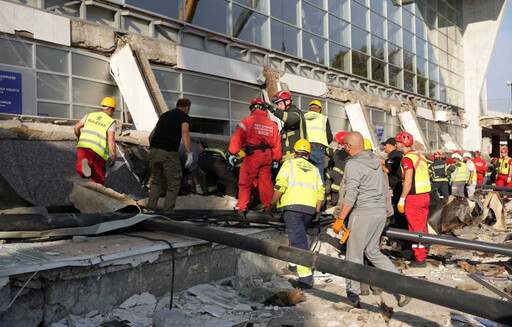 塞爾維亞火車站雨棚疑年久失修莫名倒塌 百噸建物碎塊釀14人死亡