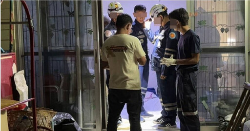 泰女伴屍2日…飄惡臭才發現胞妹「半裸死亡」 姊崩潰:以為她在睡覺