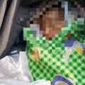 印尼外送員遇收件人「註銷電話」…生疑打開包裹 發現自己竟成「嬰屍運送員」