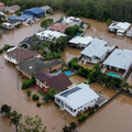 澳洲東部「致命洪患」！3天降半年雨量 5萬人受困3人死亡