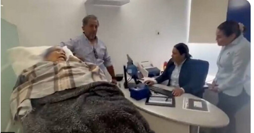 96歲癱瘓婦為領退休金「遭抬進銀行認證」! 銀行做法惹怒全墨西哥