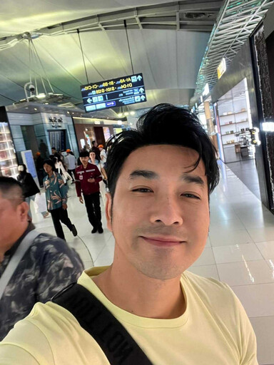 印航墜機僅1人倖存!男星憶27年前空難 曝恐怖巧合「我們都坐在11A」