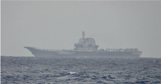 中國雙航母首度同時現蹤第2島鏈！CNN：已成為不容忽視的海軍強權