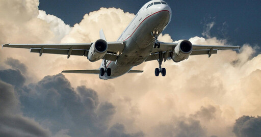 印度航空又出包!機艙內「溫度過高」緊急降落 與上起空難同機型