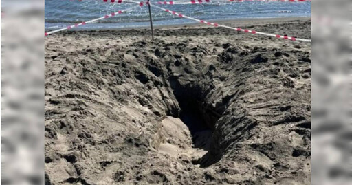 想在海灘「幹大事」！義大利少年海邊玩耍挖掘地道 遭遇坍塌不幸身亡