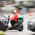 外送員上樓還要貼錢！ 南韓公寓收「門禁卡押金、電梯使用費」遭炎上