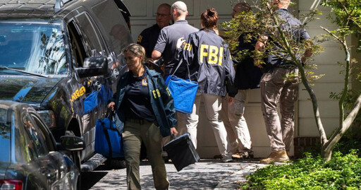 疑涉機密郵件外洩 FBI突襲前國安顧問住宅與辦公室