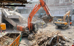 印尼伊斯蘭寄宿校舍違建倒塌 釀49死「目前挖出35屍」