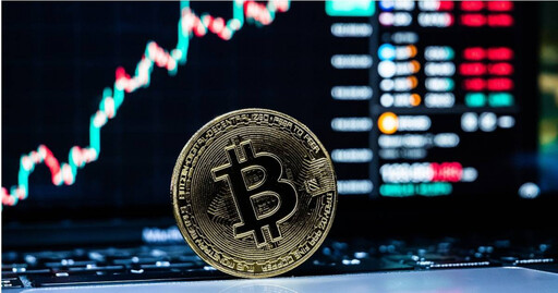 川普宣告「讓美國加密幣變偉大！」美中貨幣霸權戰邁向數位時代