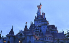 高市早苗慘了！日本觀光消費類股全面下挫