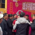 中國女子刮中百萬！彩券行老闆娘疑「出手搶走」 雙方爆衝突驚動警方