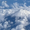 才被救下山…中國男大生「2度違規登富士山」求救 日媒怒轟：找麻煩