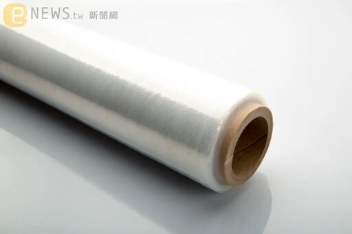 喜歡吃塑膠袋…女吃6年突腹痛就醫 醫一看驚：胃裡堆1kg塑膠