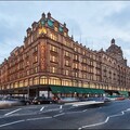 拉斯海瑪的 AL HAMRA 以海外投資者為目標在倫敦 HARRODS 舉辦為期一個月的特別活動