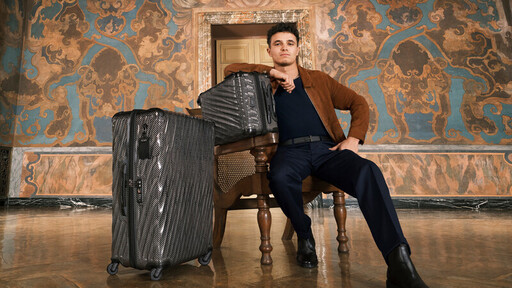 TUMI 攜手全球品牌大使LANDO NORRIS重磅推出全新19 DEGREE LITE系列