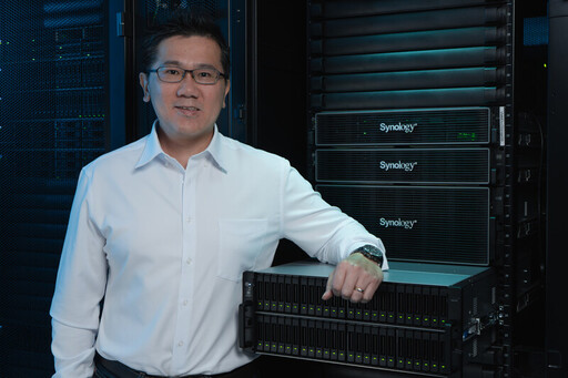 Synology 首款雙控全 NVMe 機種 PAS7700 滿足高可用，為企業帶來易用且安全的高效資料存取體驗