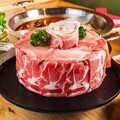 2025過江龍火鍋好評聲量Top10，台式火鍋靠「肉蛋糕」同霸氣份量連兩年奪冠！