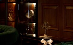 澳門瑞吉酒店臻獻節慶禮贊，共度璀璨佳節