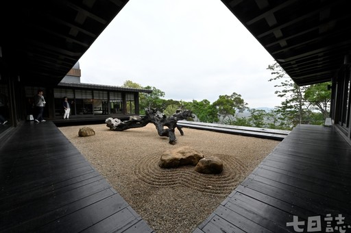 台中秘境景觀餐廳「飛花落院」 詩歌一般的餐景盛宴