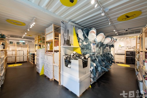 超狂台灣IKEA 賣月餅也開全球首間貨櫃屋商店