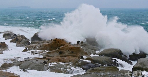 搧海風治厭世？和平島「自虐旅行」竟然莫名療癒｜冬遊基隆很有事(1)