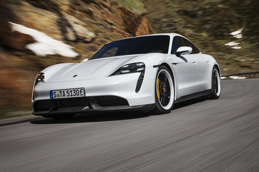 比特斯拉更帥更美的純電跑車6款！e-tron GT2對上Taycan、EQS比拚i4，2022年電動車怎麼選？(2)