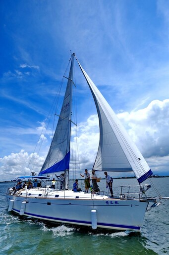 海上開趴囉！大鵬灣帆船生活節Yacht Circle派對，把屏東變成加勒比海