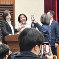 綠委搶發言程序杯葛 財劃法審議卡關