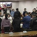 綠抗議藍硬過選罷法 拒絕朝野協商抗議