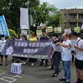 路權團體政院請願 盼立法加強保護行人