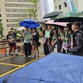 各政黨冒雨遊行 盼建立駕照回訓
