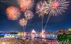 大稻埕煙火點亮夏夜 北投割稻趣下田體驗