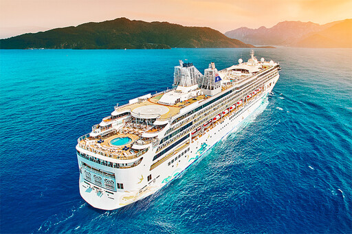 秋季旅展好康預備起 賞楓搭郵輪無腦出遊