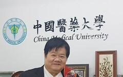 私校永續、百年樹人～中國醫藥大學洪明奇校長榮獲今年「傑出校長獎」，辦學績效與領導能力卓越備受肯定