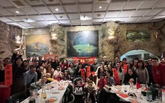 羅馬台灣同鄉會與羅馬中文學校共度龍年春節，歡樂年節氣氛讓與會僑胞及貴賓備感溫馨！