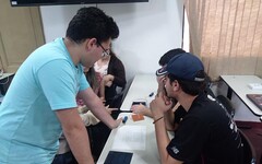 培育兼具技術與社會責任的國際人才 臺科大助巴拉圭學子設計太陽能捕蚊燈防治登革熱