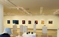 長榮大學美術系小品展「奇聞藝事」 連三年獲得宇慶文化教育基金會支持